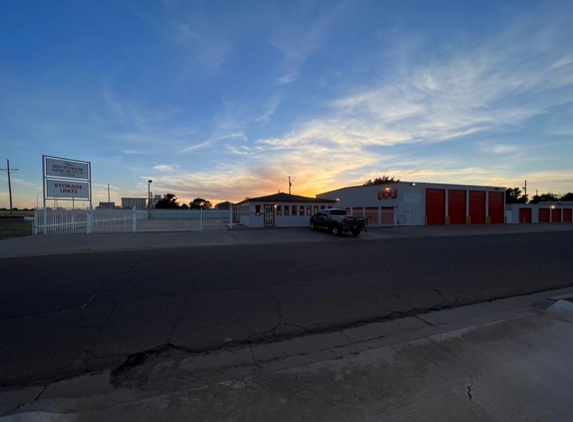 Sneed's Auto and Self Storage - Clovis, NM