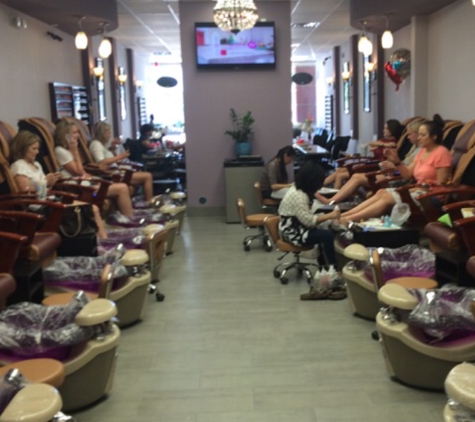 V Nail Spa - Hurst, TX