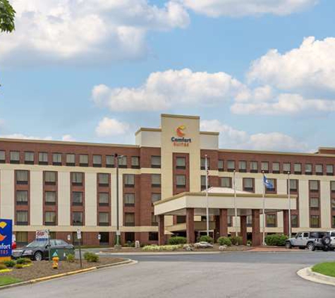 Comfort Suites Outlet Center - Asheville, NC