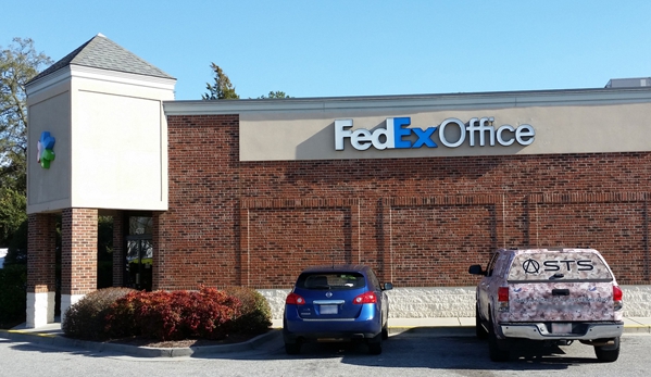 FedEx Office Print & Ship Center - Wilmington, NC
