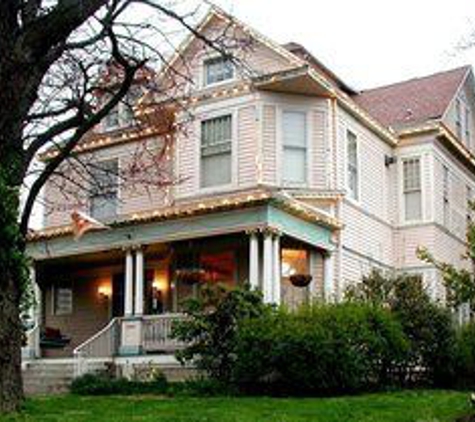 Walnut Street Inn - Springfield, MO