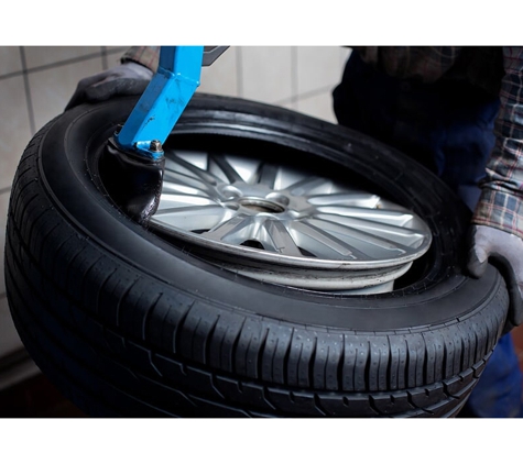 Camden Haven Tyre & Brake Centre - Laurieton, NSW