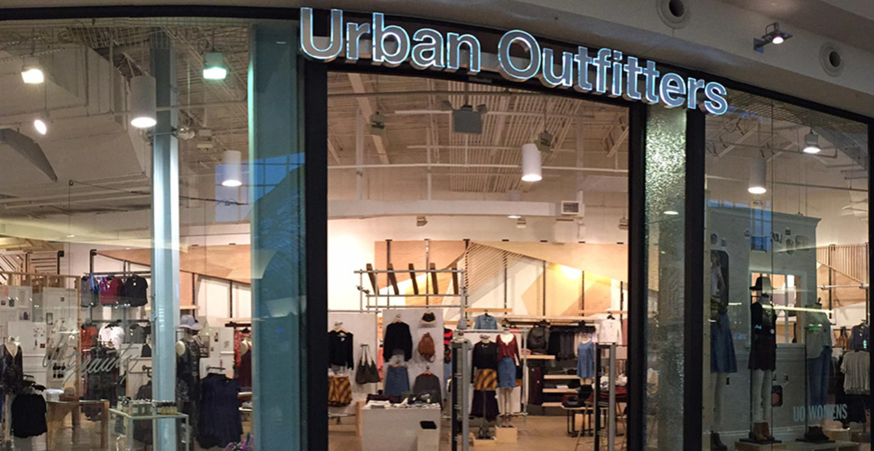 Urban Outfitters 4200 Conroy Rd Ste 250, Orlando, FL 32839 - YP.com