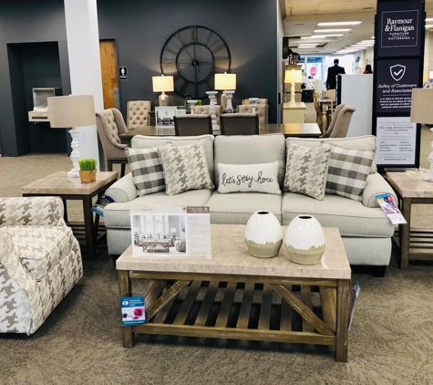 Raymour & Flanigan Furniture and Mattress Store - Voorhees, NJ