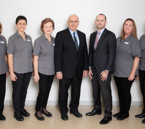 Dr Michael J. Davies - Sutherland Eye Surgeons - Sutherland, NSW