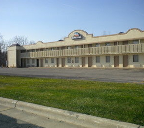 Dunes Inn - Michigan City, IN