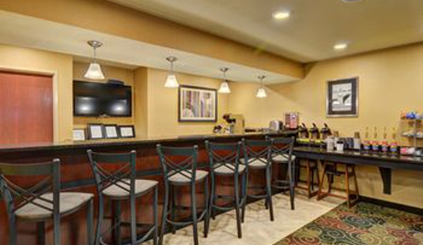 Cobblestone Hotel and Suites - Punxsutawney - Punxsutawney, PA