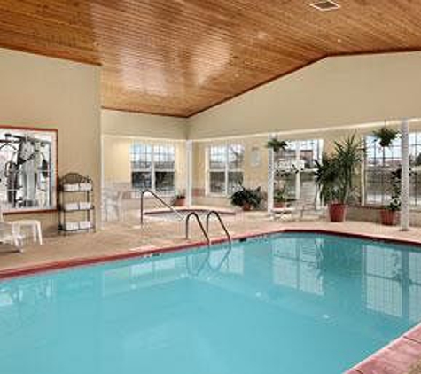 Ramada by Wyndham Elizabethtown - Elizabethtown, KY