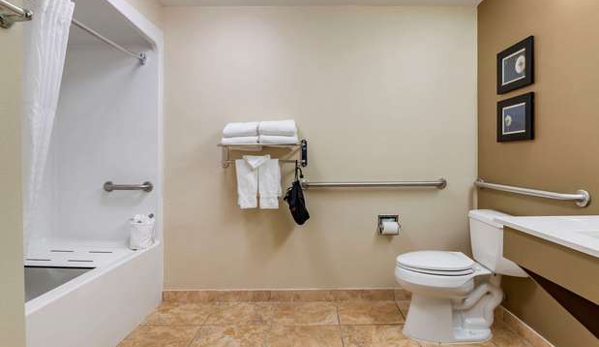 Comfort Inn & Suites - Tifton, GA