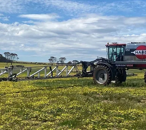 Mark's Spray Barn - Lavington, NSW