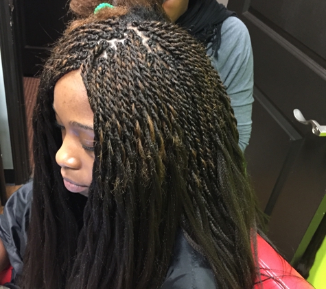 Fifi's African Hair Braiding and Weaving - Houston, TX