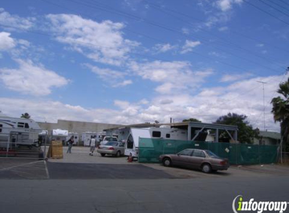 Camper & Trailer Outlets - Lakeside, CA