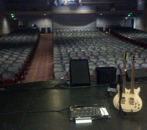 Tower Theatre For The Performing Art Arts - Fresno, CA