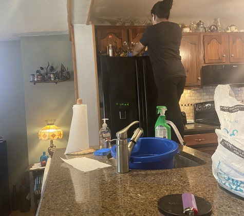 April Fresh Cleaning Inc - Clementon, NJ. Kitchen cleaning