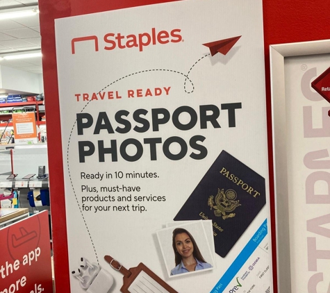 Staples - New York, NY