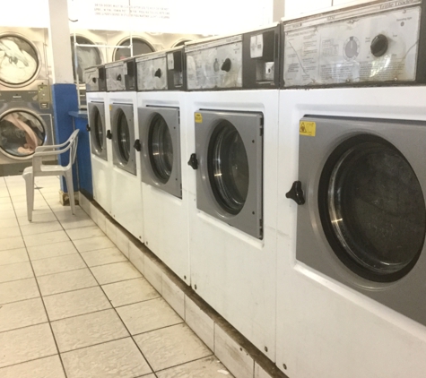 Delray Super Commercial & Coin Laundry - Delray Beach, FL