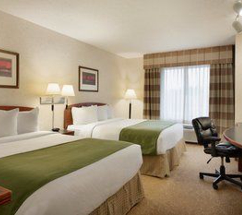 Country Inns & Suites - Dayton, OH
