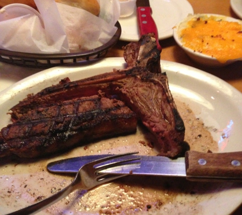 Texas Roadhouse - Laredo, TX