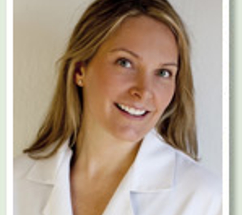 Christa Clark, MD, FACS - Folsom, CA