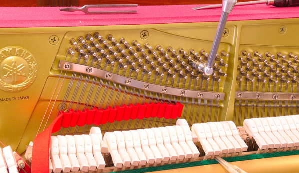 Robert Tucker Piano Service