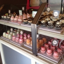 Gigi's Cupcakes - Bakeries