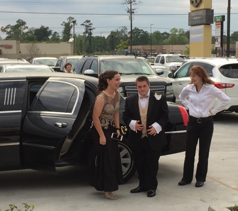 Distinct Limousine Service - Baton Rouge, LA