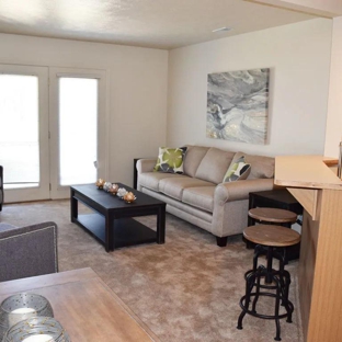 Huntington Cove Apartments - Merrillville, IN