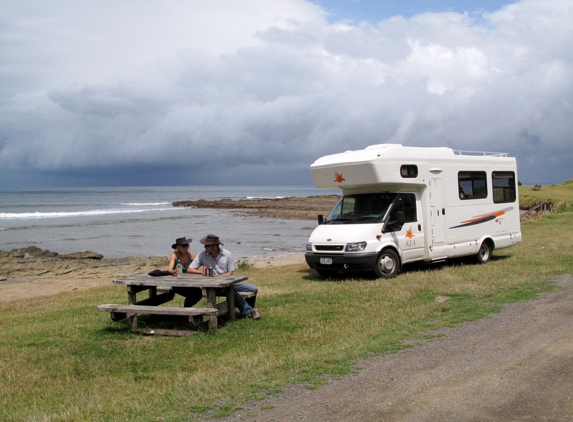Discovery Campervans & Car Hire - Springwood, QLD
