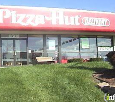 Pizza Hut - Mission, KS