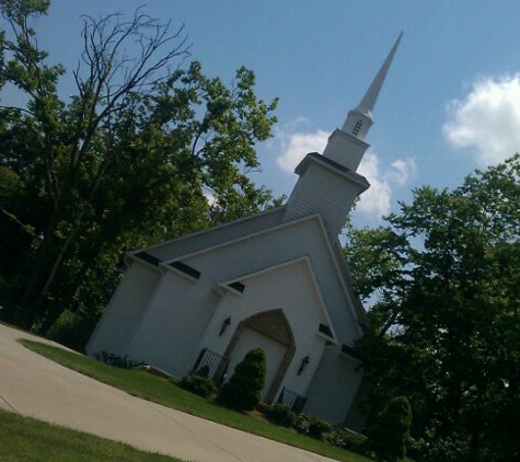 Hawthorne House - Parkville, MO