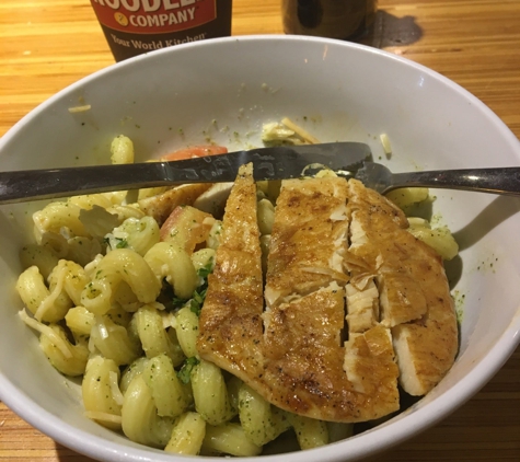 Noodles & Company - Herndon, VA