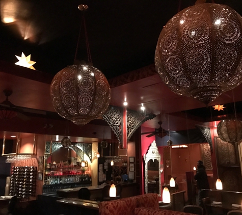 Mama Ayeshas Restaurant - Washington, DC