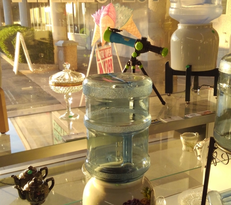 Coby's Water & Ice Cream - Calimesa, CA. Glassware, water crocks and stands