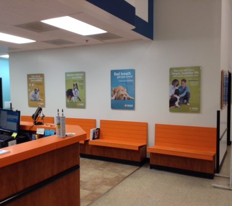 Banfield Pet Hospital - Gurnee, IL