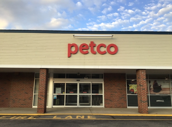 Petco - North Conway, NH