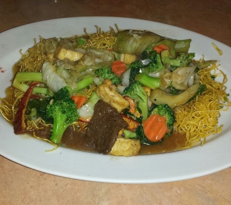 Bodhi Tree Cafe - Huntington Beach, CA. Pan Fried Noodles