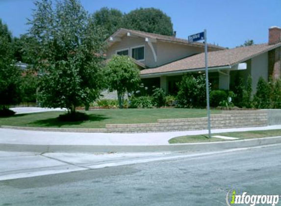 Red Cloud House - Porter Ranch, CA