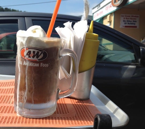 A&W All-American Food - Lake George, NY