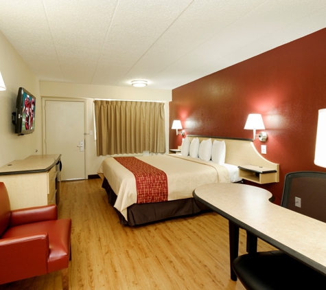 Red Roof Inn - Columbus, OH