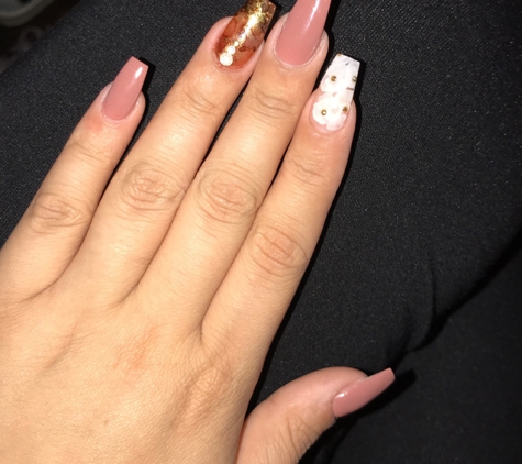 Posh Nail Lounge - Davie, FL