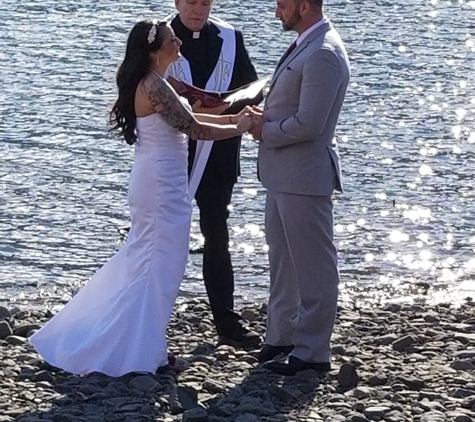 Celtic Ministries - Wasilla, AK. Wedding at Eklutna Lake