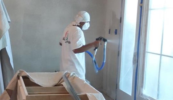 zion painting & Drywall llc - Shreveport, LA. Spraying Texture Orange Peel 