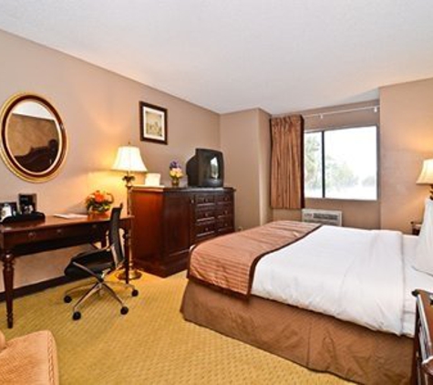 Quality Inn & Suites Near The Border - San Ysidro, CA