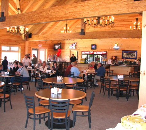 Black Dog Tavern At Deer Ridge - Bellville, OH