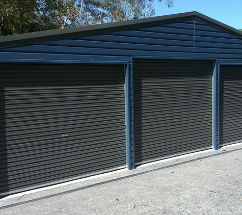 Judds Garages - Edgeworth, NSW. Triple Car Garage