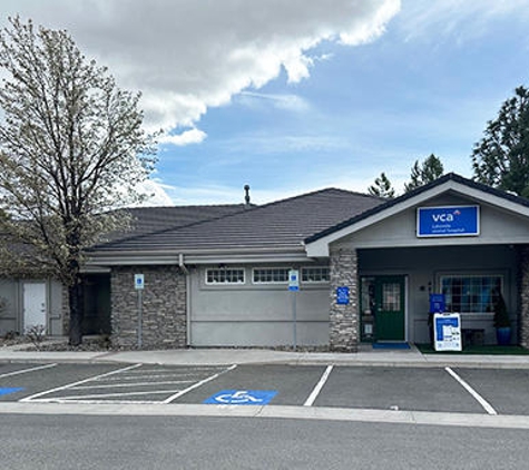 Lakeside Animal Hospital - Reno, NV