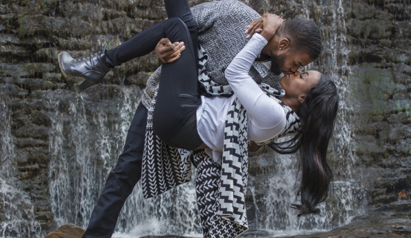 Diego's Photography - Atlanta, GA. Engagement photography at Waterfall of Roswell