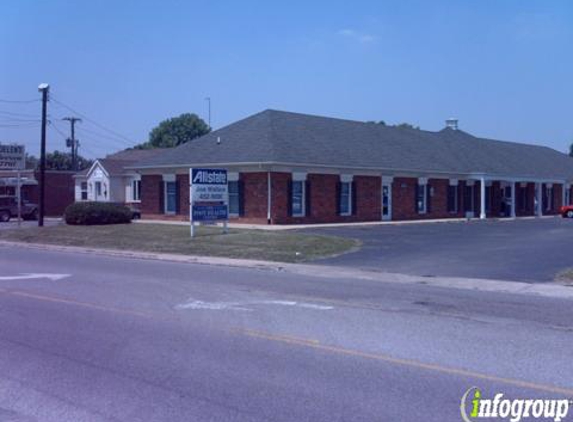 Best Little Hair House - Granite City, IL