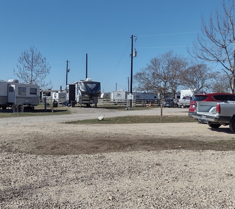 York Creek RV Park - New Braunfels, TX