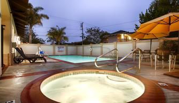 Best Western Plus Capitola By-The-Sea Inn & Suites - Capitola, CA